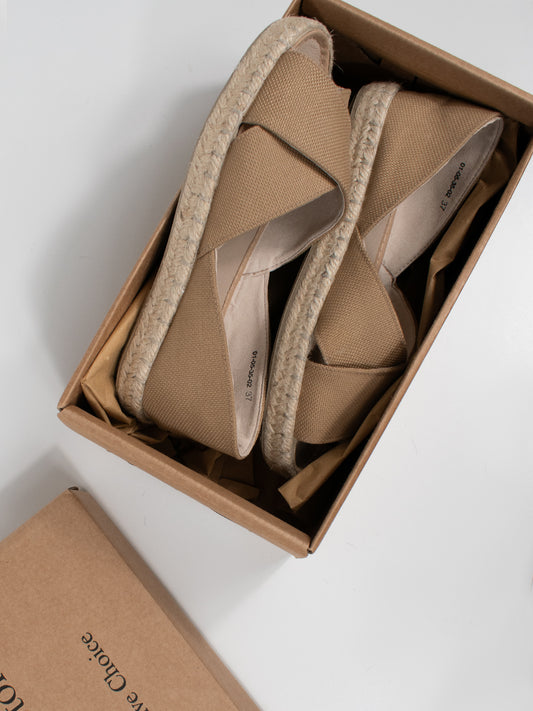 Recycelte Espadrille mit überkreuzten Riemen | Vegane Sandalen