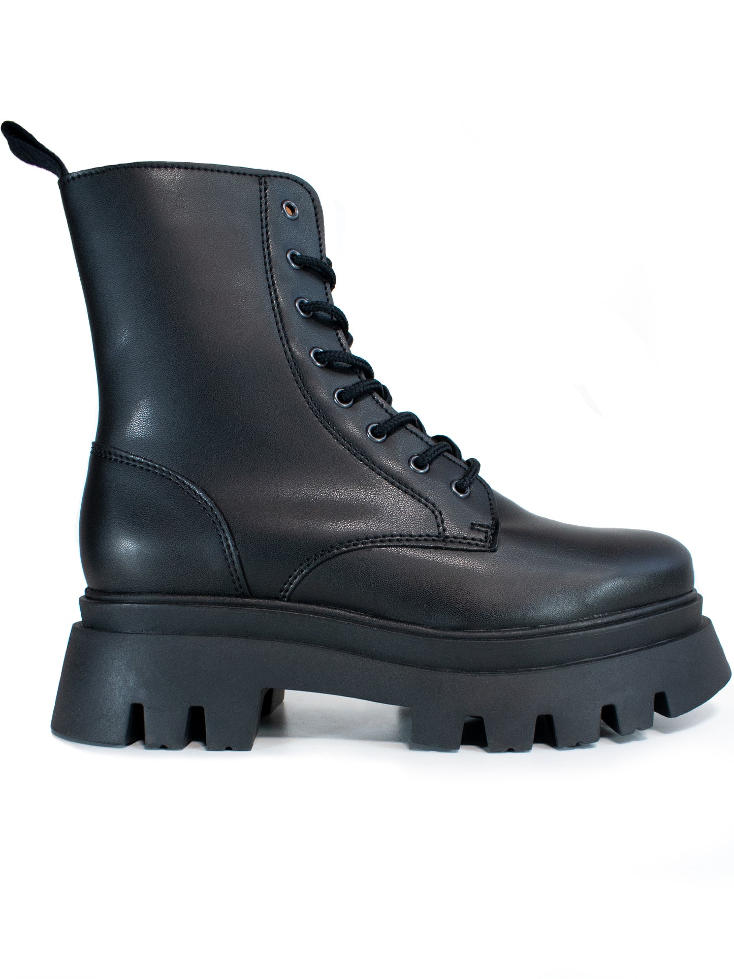 Track Sole 8-Eye Lace Up Stiefel
