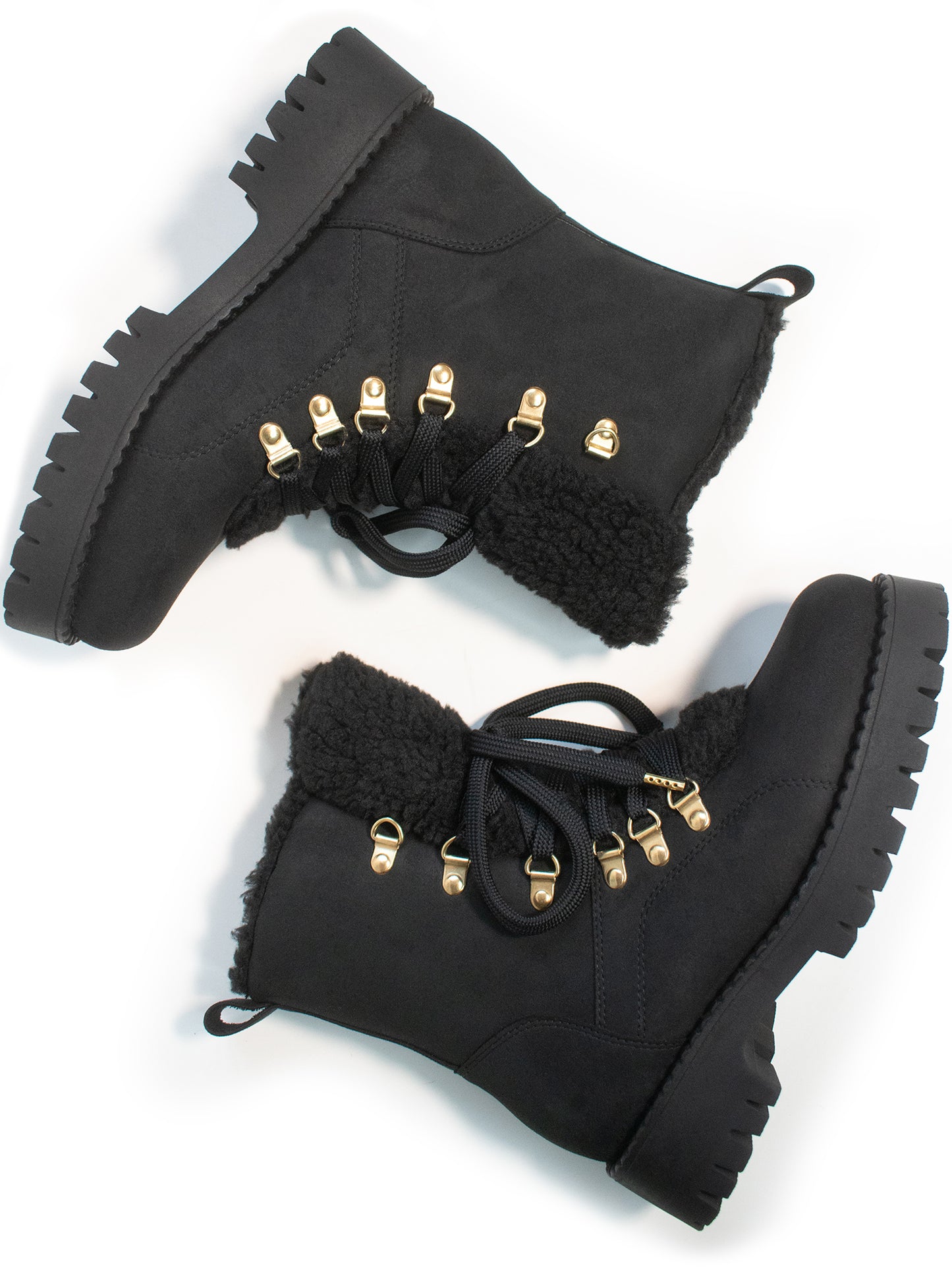 Recycelte vegane Shearling-Stiefel