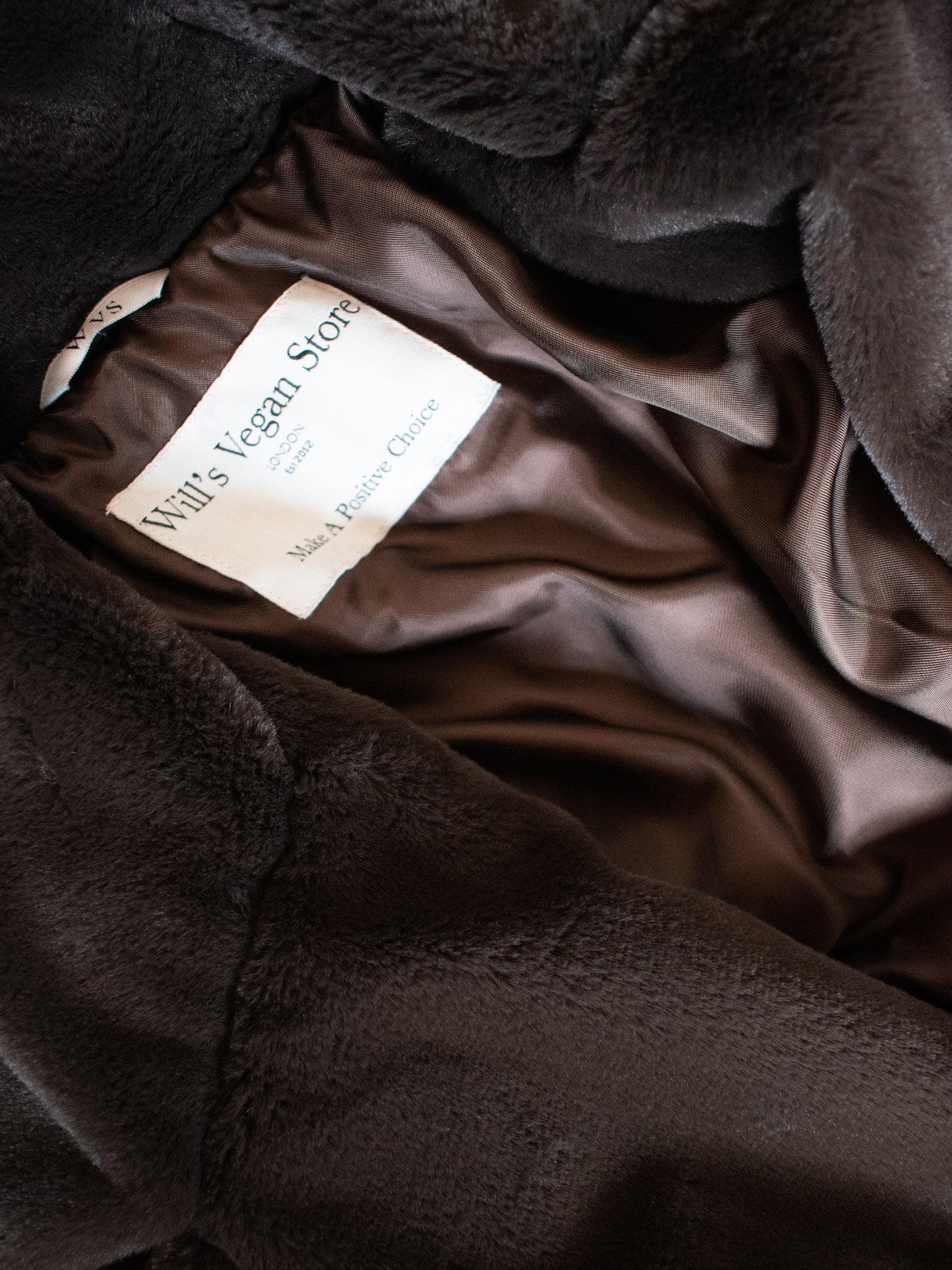 Manteau en fourrure vegan recyclée