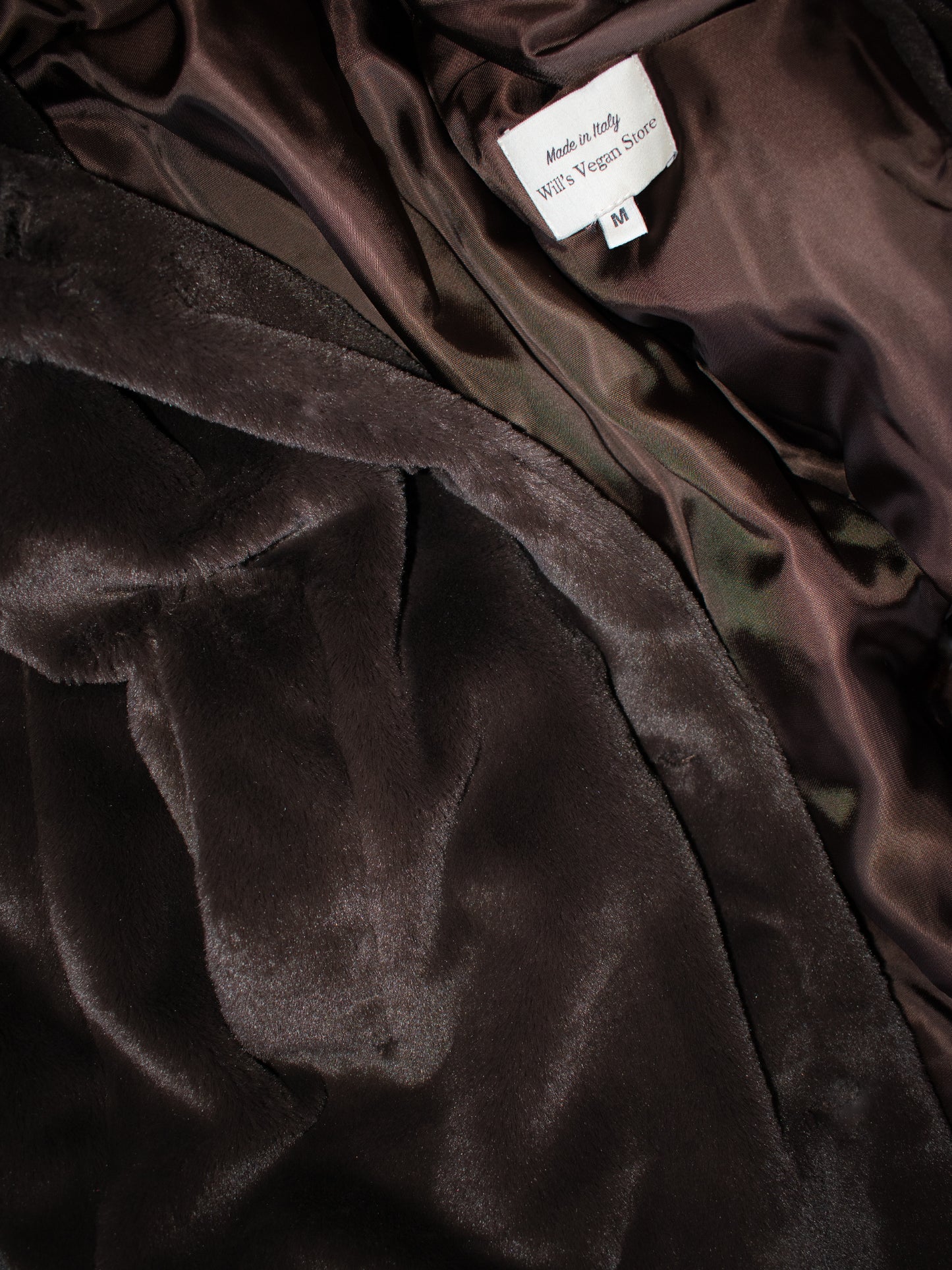 Manteau en fourrure vegan recyclée