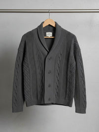 Grobe Strickjacke mit Knopfleiste