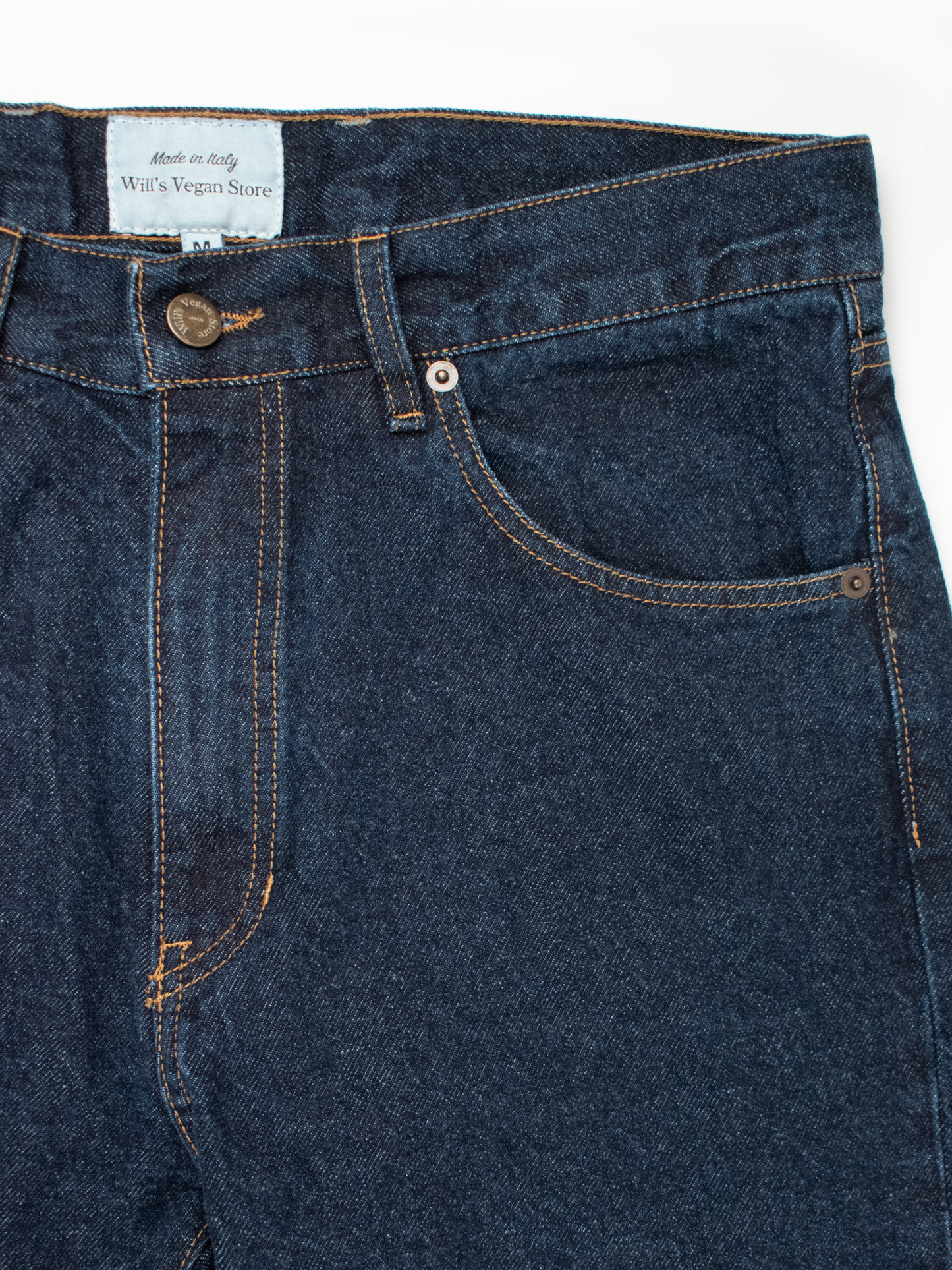 Klassische Jeans aus recyceltem Denim mit geradem Bein