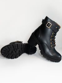 Schnürstiefel mit Gleissohle