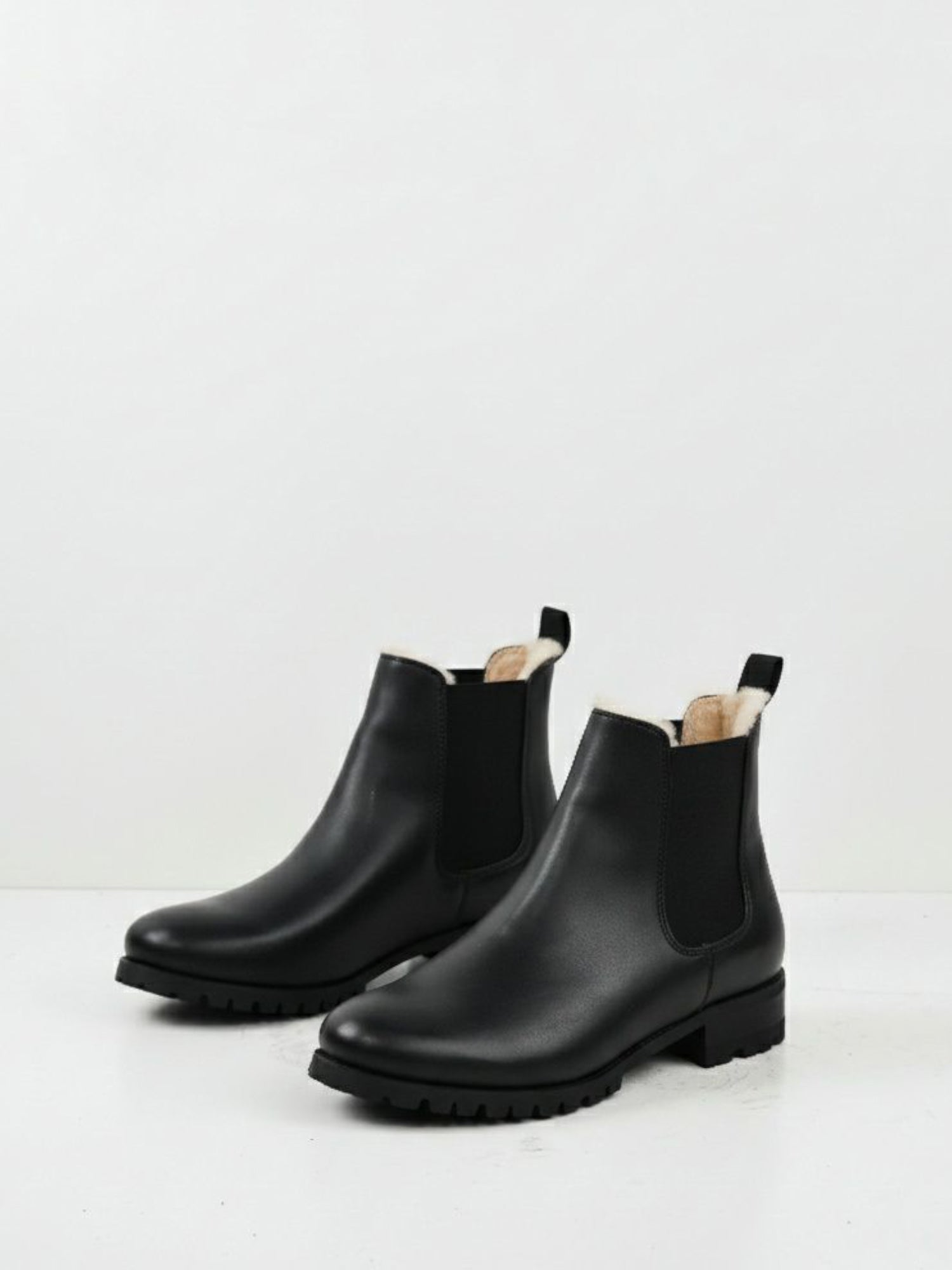 Luxe isolierte Chelsea-Stiefel mit tiefem Profil