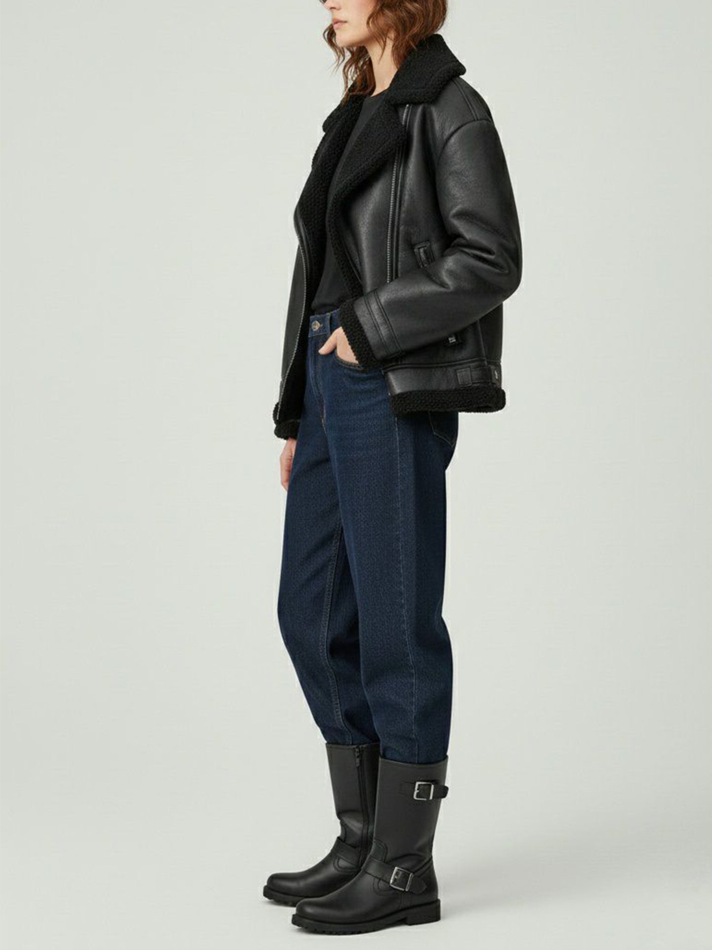 Übergroße Aviator-Jacke aus recyceltem veganem Shearling