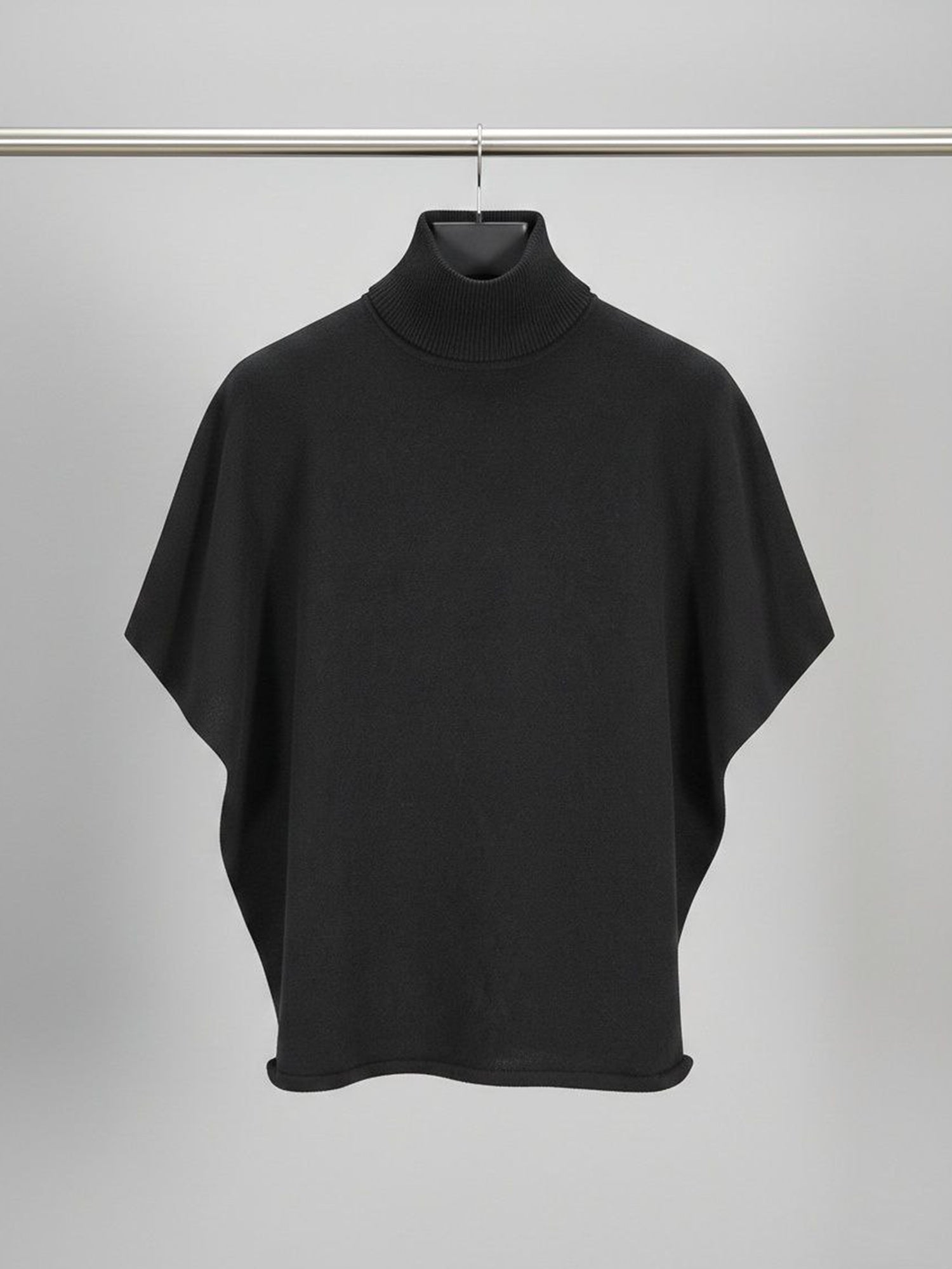 Recycelter Strick-Poncho