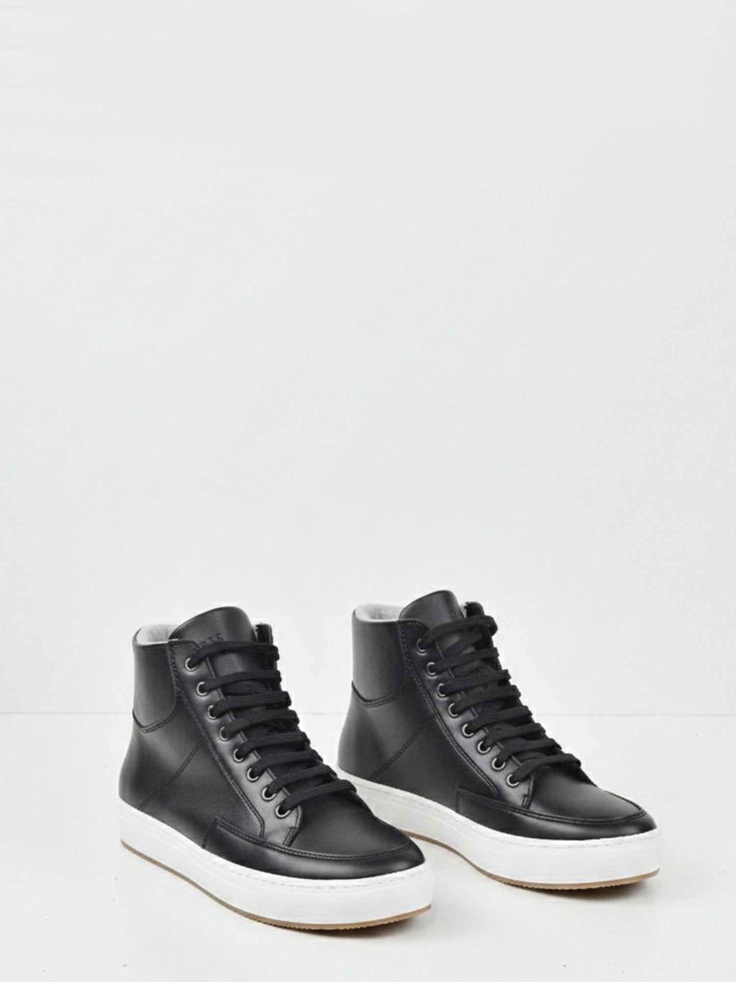 Sneaker-Stiefel
