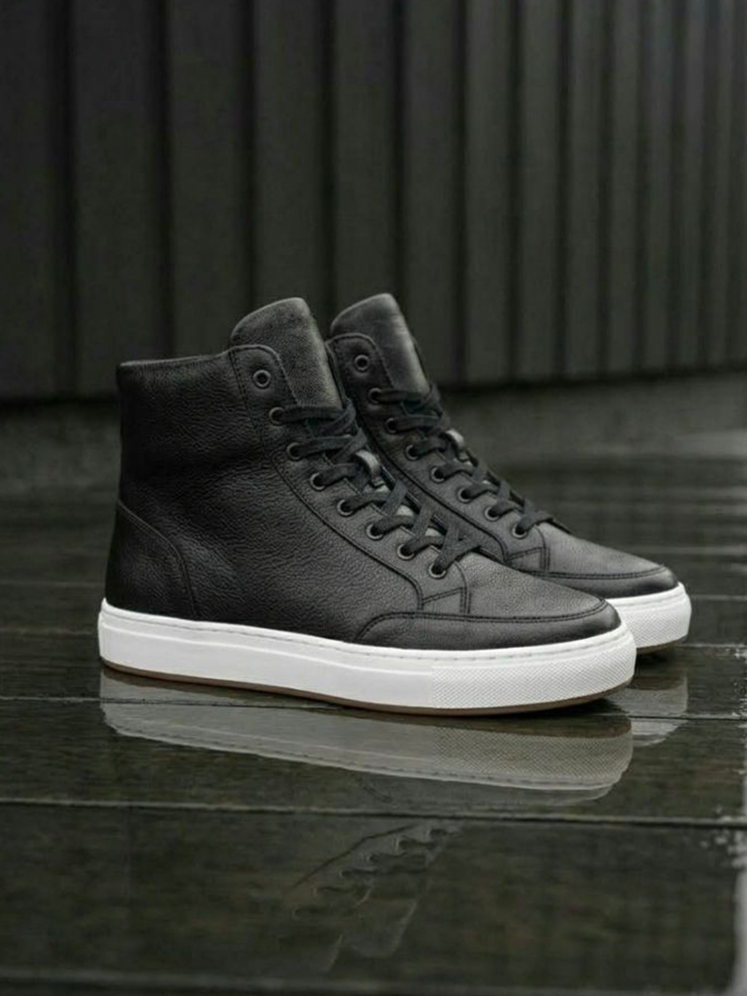 Sneaker-Stiefel