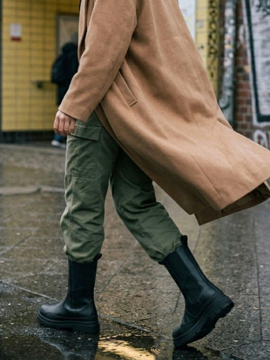Halbhohe Chelsea-Stiefel mit Gleitsohle