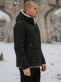 Recycelte vegane Shearling-Pufferjacke
