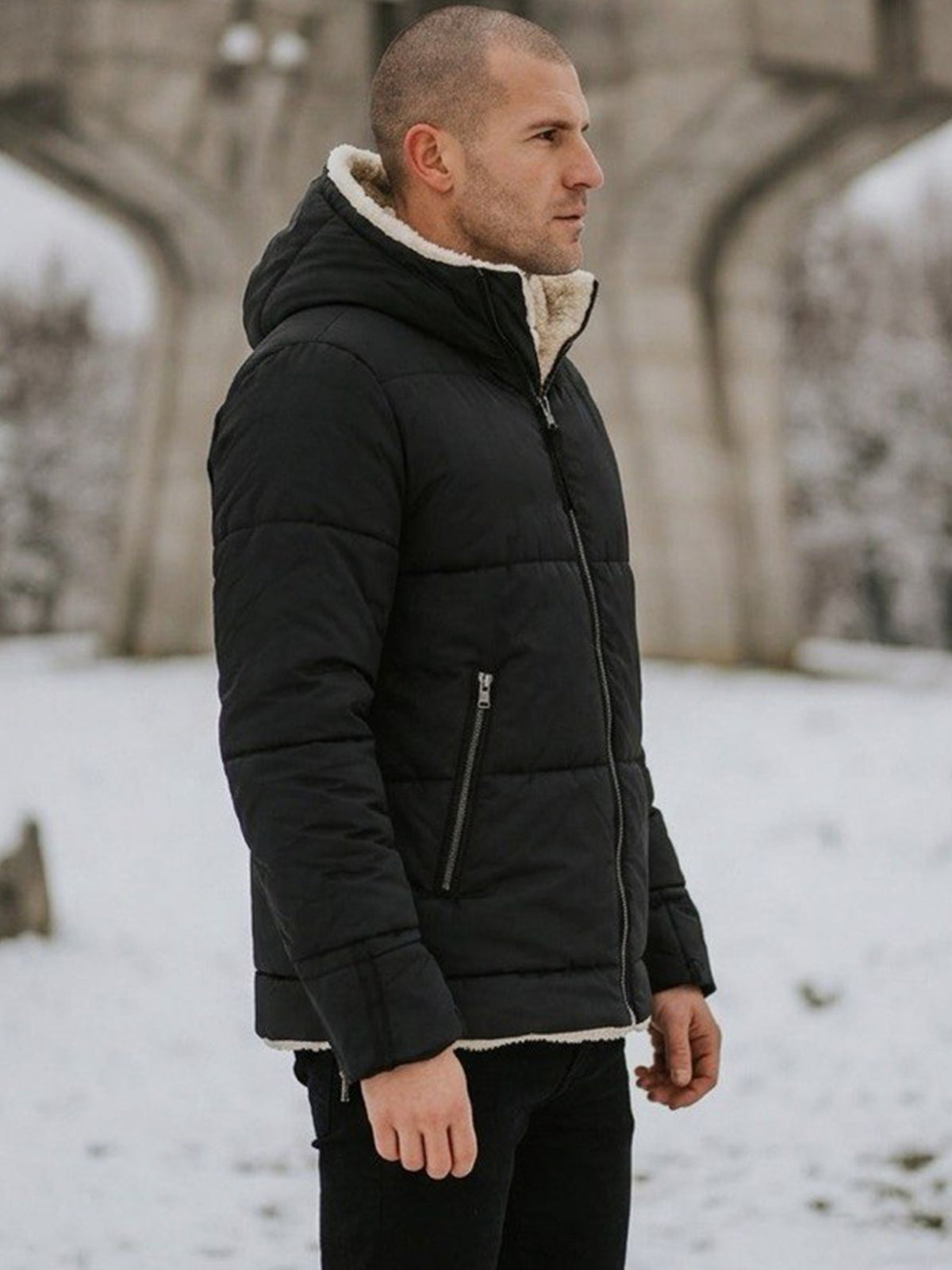 Recycelte vegane Shearling-Pufferjacke