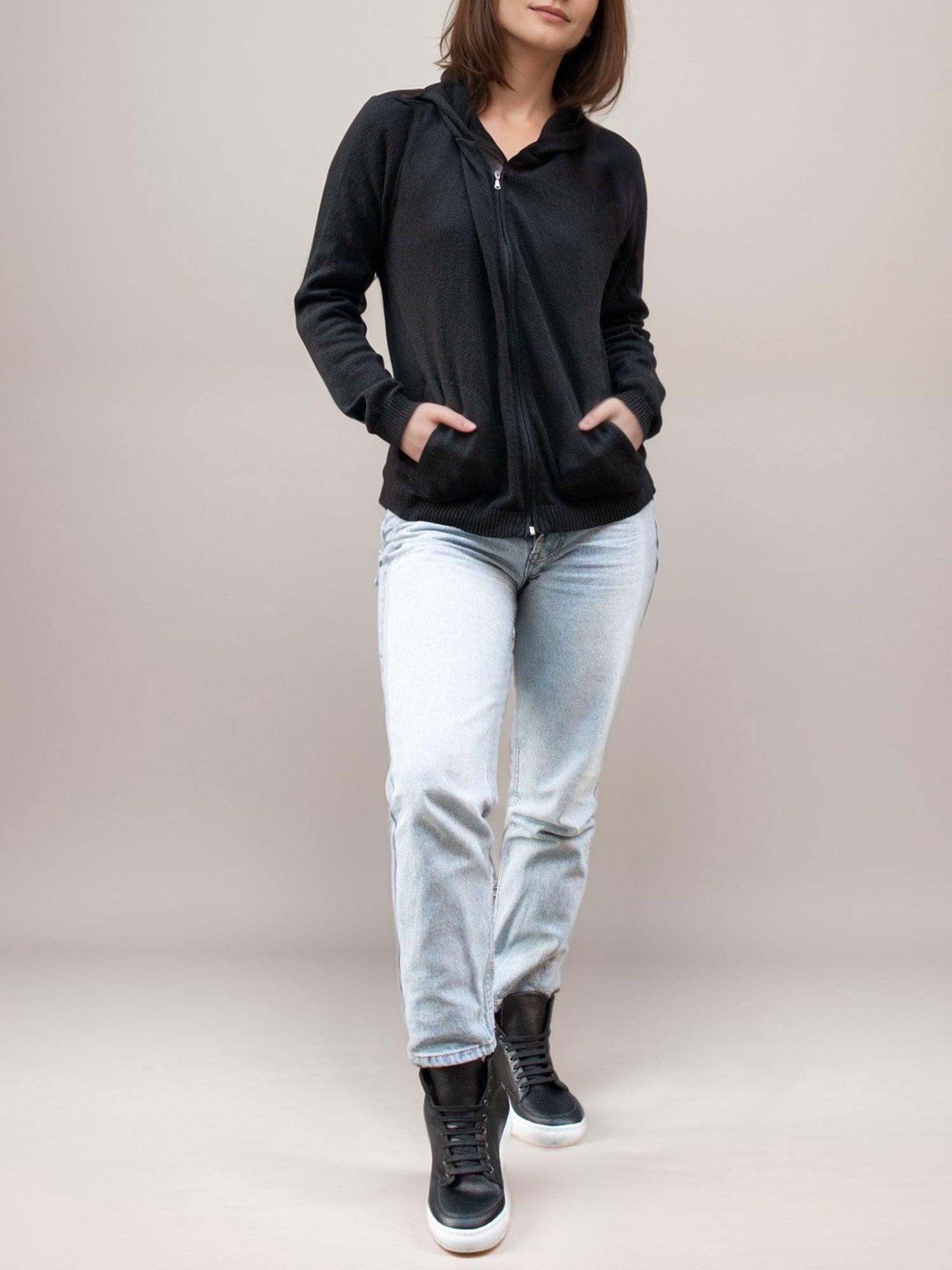 Recycelter Strick-Hoodie