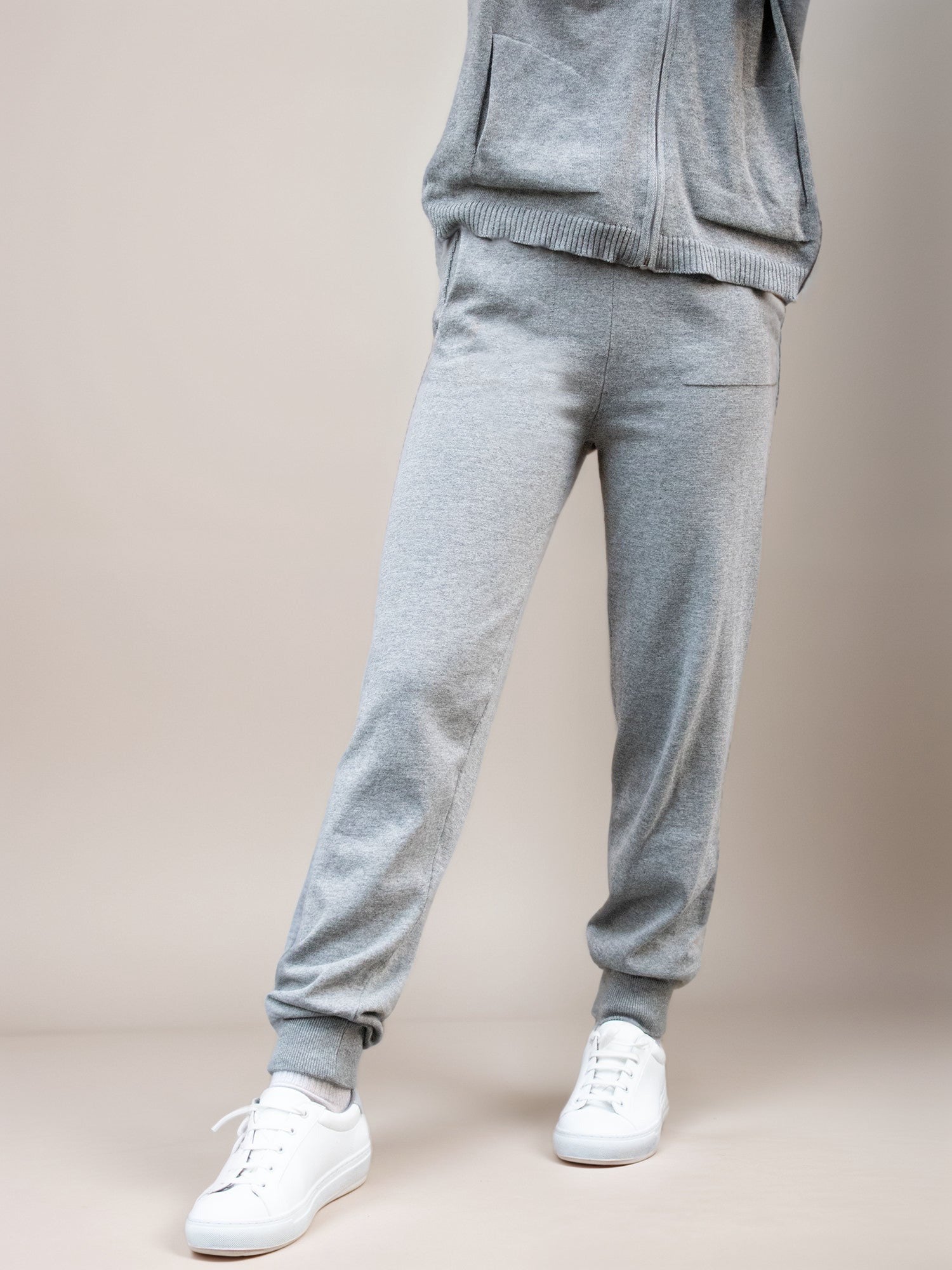 Recycelter Strick-Hoodie