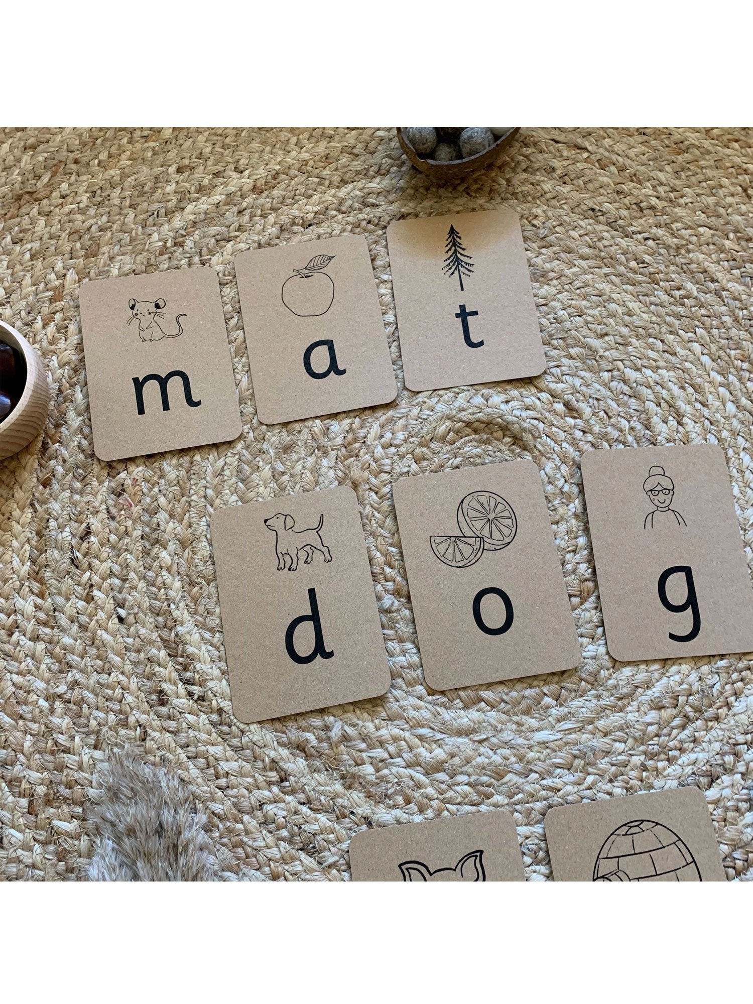 The Little Coach House Phonics Flashcards