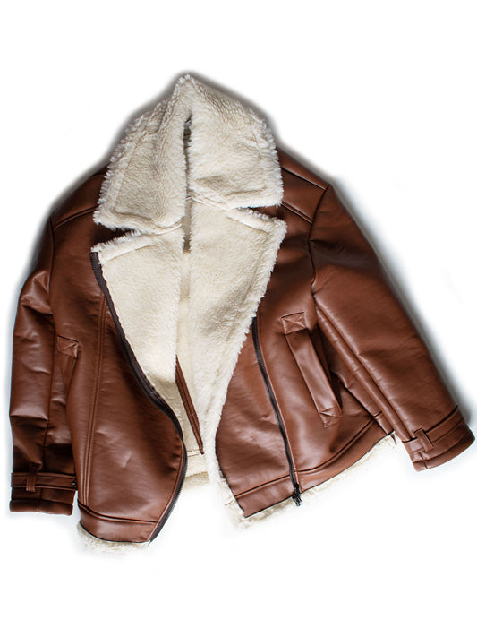 Übergroße Aviator-Jacke aus recyceltem veganem Shearling | Vegane Lederjacken