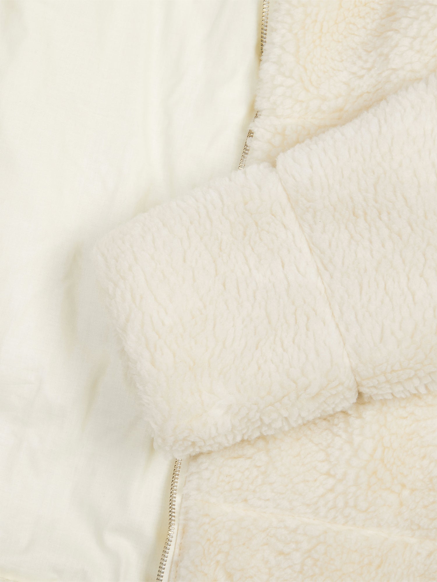 Recycelte Teddy-Pufferjacke